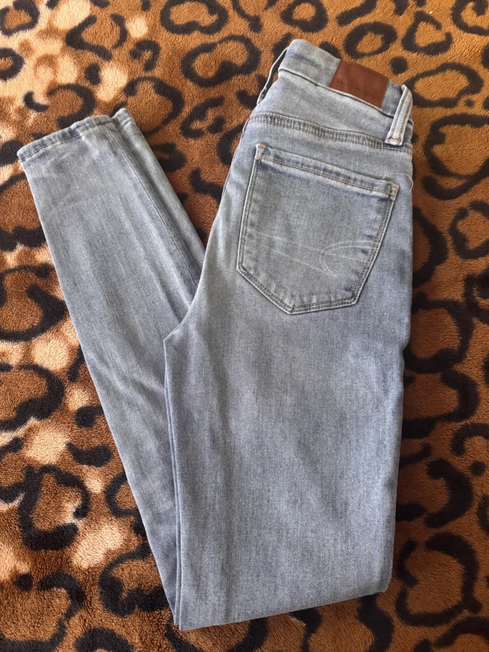 American Eagle Outfitters Light Blue Skinny Jeans
